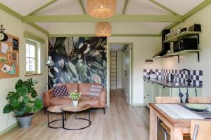 Köök või kööginurk majutusasutuses Cottage 'Onder de boompjes'