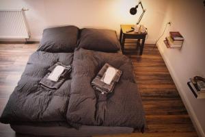 Кровать или кровати в номере Tolle Wohnung in zentraler Lage in Neu-Ulm