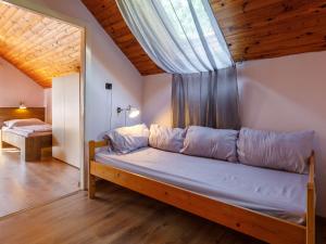 Posteľ alebo postele v izbe v ubytovaní Holiday Home Violetta by Interhome
