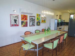 Kuchyňa alebo kuchynka v ubytovaní Holiday Home Valek by Interhome