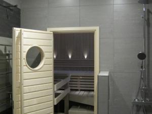 Koupelna v ubytování Holiday Home Aaretti by Interhome
