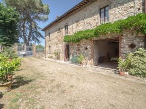A garden outside Holiday Home La Terrazza by Interhome