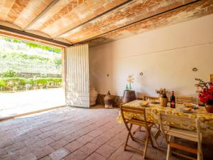 Kép Holiday Home La Terrazza by Interhome szállásáról Radda in Chiantiban a galériában