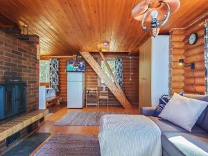 Et opholdsområde på Holiday Home Mäntylä by Interhome