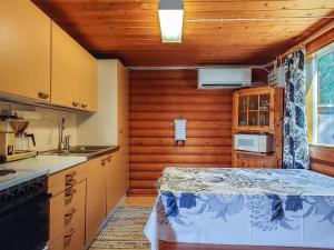 Køkken eller tekøkken på Holiday Home Mäntylä by Interhome + 10 billeder