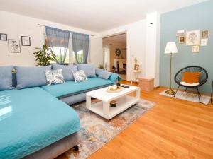 Posezení v ubytování Holiday Home Stipe by Interhome