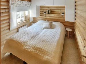Postel nebo postele na pokoji v ubytování Holiday Home Tunturivuokko 1 by Interhome