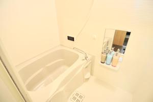 Salle de bains dans l'établissement HIZ HOTEL Kyoto Nijo Castle - Vacation STAY 12537v