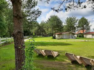 Ogród w obiekcie Osada Wejsuny
