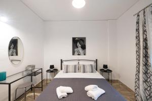 Posteľ alebo postele v izbe v ubytovaní Magdalenia's cozy apartments