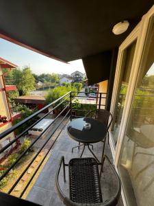 A balcony or terrace at Vila Iris Mamaia Nord
