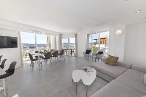 Μια τηλεόραση ή/και κέντρο ψυχαγωγίας στο Apartamento Anamsa