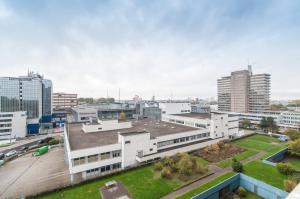 an aerial view of a city with buildings at Monteurwohnung Neuss in Neuss