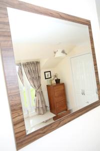 A television and/or entertainment center at Friarsfield Mews 