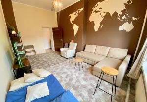 Posedenie v ubytovaní Apartament w centrum Wrocławia w kamienicy