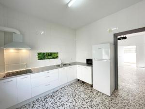 Køkken eller tekøkken på Holiday Home Sofia by Interhome