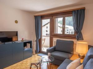 Istumisnurk majutusasutuses Apartment Chesa Palüdin 8 - Celerina by Interhome