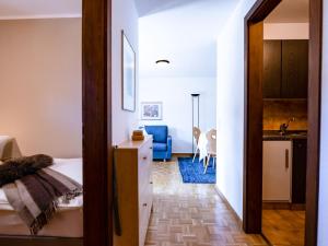 Voodi või voodid majutusasutuse Apartment Chesa Palüdin 8 - Celerina by Interhome toas