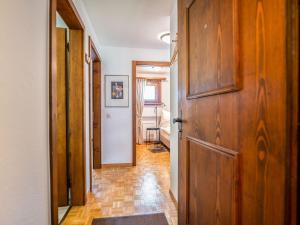 Foto sihtkohas Celerina asuva majutusasutuse Apartment Chesa Palüdin 8 - Celerina by Interhome galeriist