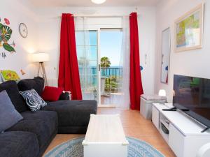 TV a/nebo společenská místnost v ubytování Apartment Ladera del Mar by Interhome