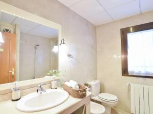 Kúpeľňa v ubytovaní Holiday Home El balcón de la cala by Interhome