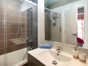 Kúpeľňa v ubytovaní Apartment Jessmart by Interhome