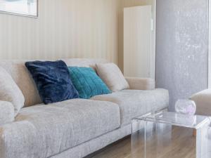 Posedenie v ubytovaní Apartment Résidence Parc Saint-Clément by Interhome + 13 fotografií