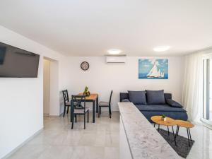 Gallery image of Apartment Ilux-1 by Interhome in Novigrad Dalmatia