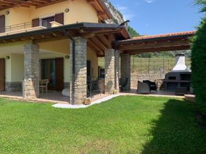 Fotografia z galérie ubytovania Holiday Home Aaron by Interhome v destinácii Tremosine Sul Garda