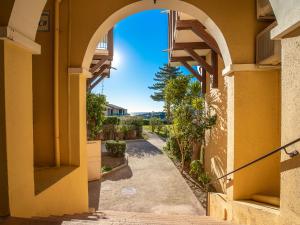 Zdjęcie z galerii obiektu Apartment L'Esquinade - G4 125 by Interhome w mieście Agay - Saint Raphael