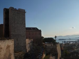 desde un castillo con vistas a la ciudad de Dubrovnik en Santa Restituta in Cagliari Centre Q4825, en Cagliari