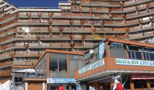 Gallery image of Studio pied de pistes avec place de parking privé extérieure LA MONGIE TOURMALET - Pic du midi in La Mongie