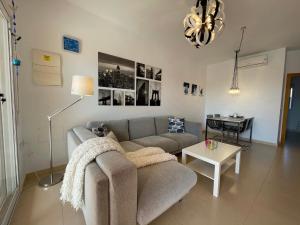Χώρος καθιστικού στο El Alamillo ground floor apartment with sea view +13 φωτογραφίες