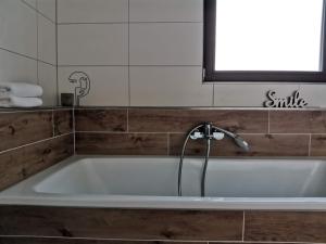 Koupelna v ubytování Apartmány Černý vlk, Borová Lada
