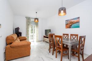 Posedenie v ubytovaní Casa Melqart