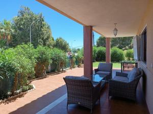 Vonkajšia záhrada v ubytovaní Villa Teresitas, Casa Grande en Gran Alacant