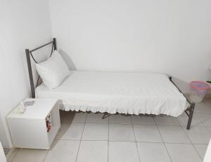 Postel nebo postele na pokoji v ubytování Ακροδεα