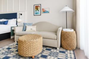 En eller flere senge i et værelse på Holiday Inn Resort Lumina on Wrightsville Beach by IHG + 100 billeder