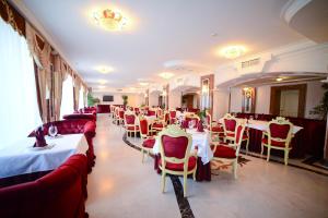 Posezení v ubytování Visak Hotel