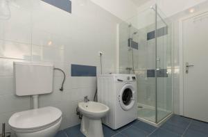 Łazienka w obiekcie Bora Apartment Pula