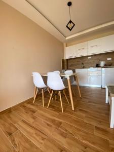 Dapur atau dapur kecil di Apartman Joja2