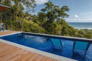 Piscina en o cerca de Le Suite