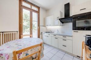 Kuchyňa alebo kuchynka v ubytovaní T2 of 55sqm for 3 people