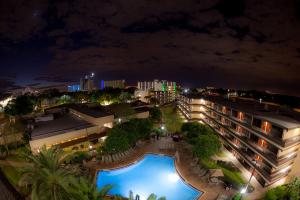 Pemandangan kolam renang di Rosen Inn at Pointe Orlando atau di dekatnya