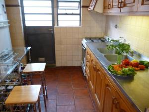 Kuchyň nebo kuchyňský kout v ubytování Casa en el Challao + 12 fotografií