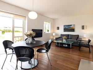 TV a/nebo společenská místnost v ubytování Apartment Skagen XV