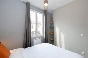 Posteľ alebo postele v izbe v ubytovaní L'Industriel, T2 hypercentre chic et cosy, Wifi par SOVALFI