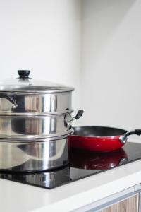 Gallery image of LOVELY 2BR MAJESTIC CONDO 6 PAX POOL VIEW in Ipoh +6 photos