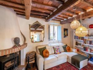 A seating area at Holiday Home Gioiella near Trasimeno Lake