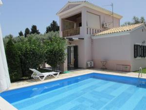 Bazén v ubytování Harmony Villas nebo v jeho okolí